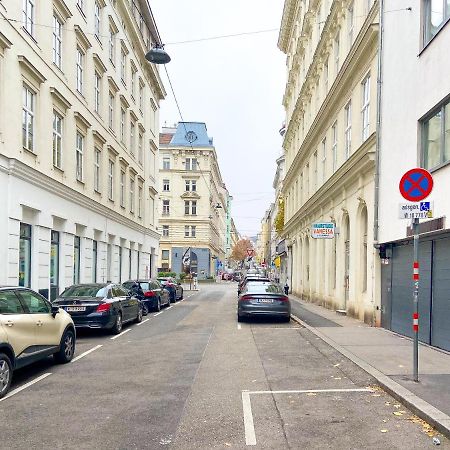 Elegant Suite Altes Akh Viena Exterior foto